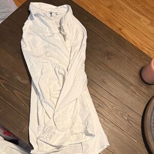 Old Navy White Button-Up Shirt
